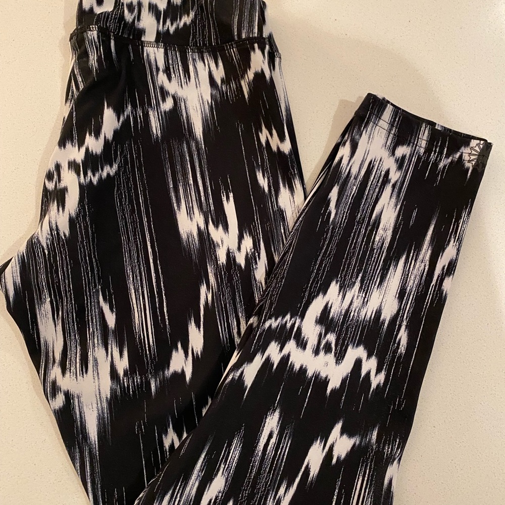 Reebok PES AOP Legging Black & White